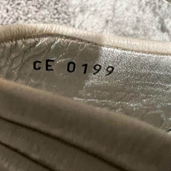 Givenchy Ribbed Platform Mules Sandals - Picture 15 of 15